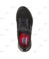 Zapatilla para uniformidad Skechers Squad SR de horma ancha para hombre color negro