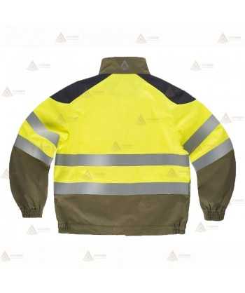 Chaqueta ignífuga con refuerzos para bomberos forestales