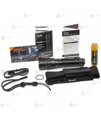 Linterna táctica Fenix PD40R-V3.0 (3000 Lúmenes)