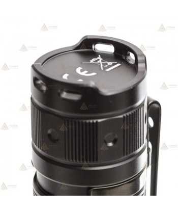 Linterna táctica Fenix PD40R-V3.0 (3000 Lúmenes)
