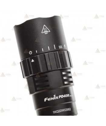 Linterna táctica Fenix PD40R-V3.0 (3000 Lúmenes)