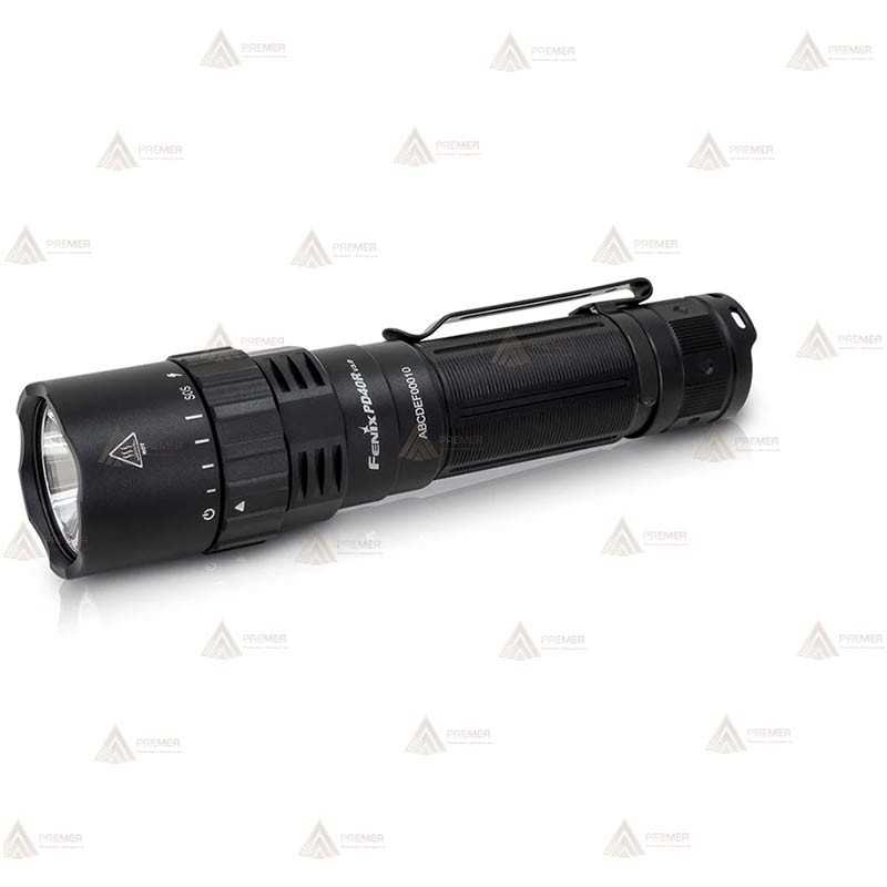 Linterna táctica Fenix PD40R-V3.0 (3000 Lúmenes)