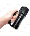 Linterna Fénix LR60R con un haz de 1.085 m (21.000 lúmenes)