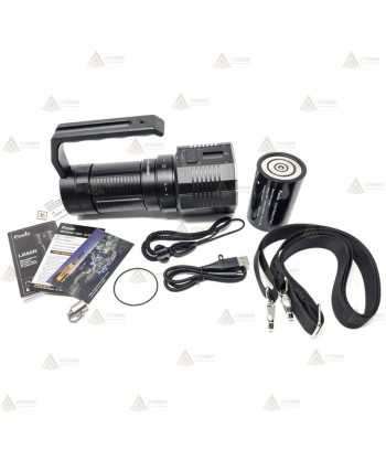 Linterna Fénix LR60R con un haz de 1.085 m (21.000 lúmenes)