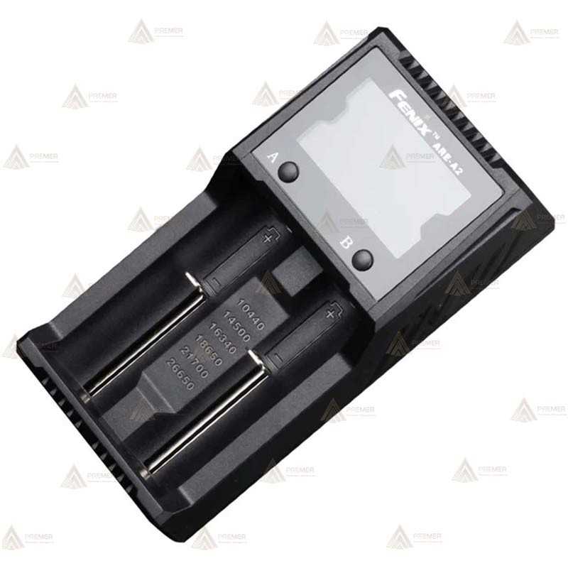 ARE-A2 es un cargador inteligente de baterías de doble canal