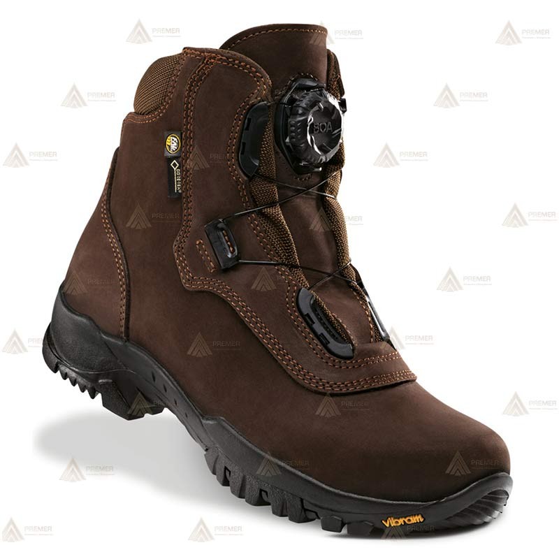 Bota forestal sin elementos de seguridad con suela Vibram y cierre BOA