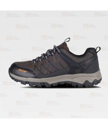 Zapatilla tipo trekking combinada y con cordones