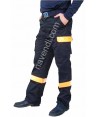 Pantalón con refuerzos y cintas reflectantes