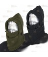 Gorro o verdugo combinado de forro polar color negro. Con ajuste mediante elástico y tanca