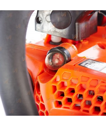 Motosierra anova MG2650 de 10" de espada y motor de 25,4 cc con 1,2 CV - 0,9 kW