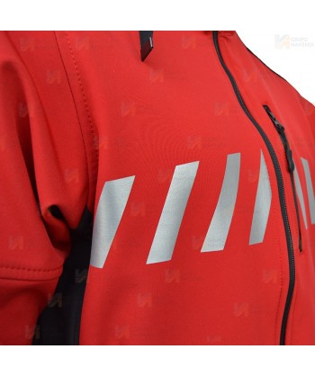 Chaqueta softshell para equipos de rescate color rojo y negro
