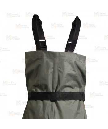 Vadeador en tejido nylon/PVC laminado y botas con suelas de tacos