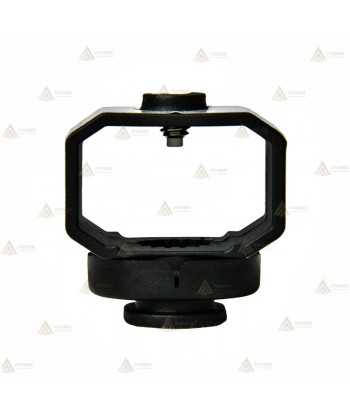 Soporte de linternas Blackjack Globalmount para cascos profesionales de bombero. Compatible para linternas PELI 2400 y 2460.