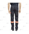 Pantalones bielásticos con refuerzos y cintas monocolor en bajos y tapetas