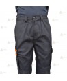 Pantalones bielásticos con refuerzos y cintas bicolor en bajos y tapetas