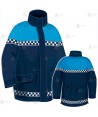 Parka ligera color azul marino azul tropical,  impermeable con cinta damero reflectante blanco y membrana PU para Policía Local