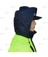 Parka ligera color azul marino y amarillo flúor,  con cinta reflectante y membrana impermeable PU para Policía Local