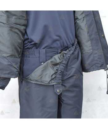Pantalón impermeable y transpirable con una cinta reflectante color plata y membrana PTFE para Policía Local