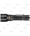 Linterna TK26R recargable con USB  proporciona 1500 lúmenes y alcanza los 350 metros