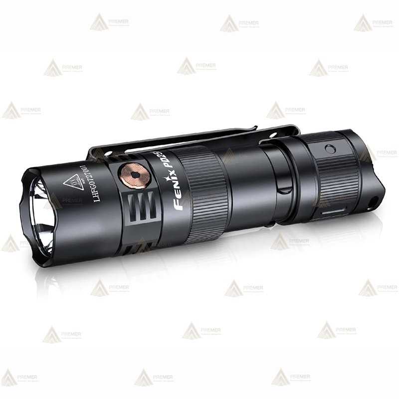 Linterna táctica recargable Fénix PD25R de 800 lúmenes
