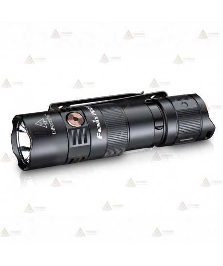 Linterna táctica recargable Fénix PD25R de 800 lúmenes