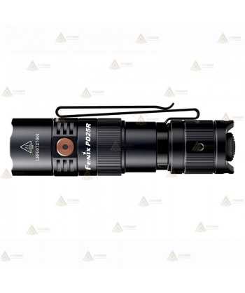 Linterna táctica recargable Fénix PD25R de 800 lúmenes