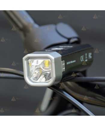 Foco linterna para bicicleta BC25R de Fénix. Proporciona 600 lúmenes