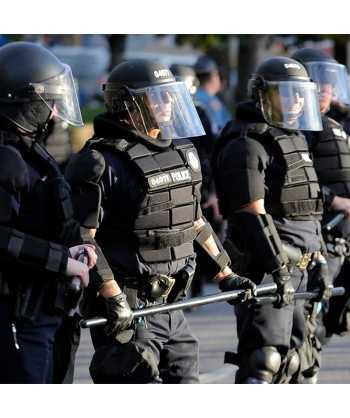Chaleco antidisturbios para policía