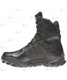 Bota táctica de color negro y de caña baja de Adidas GSG-9.2