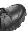 Bota táctica de color negro y de caña baja de Adidas GSG-9.2
