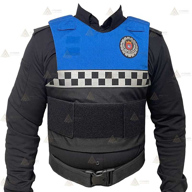 Funda exterior bicolor y damero reflectante para chalecos antibala de la Policía Local