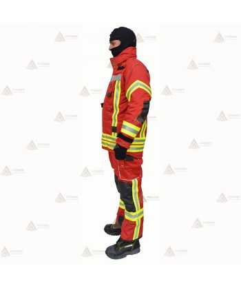Chaquetón de intervención para bomberos color rojo