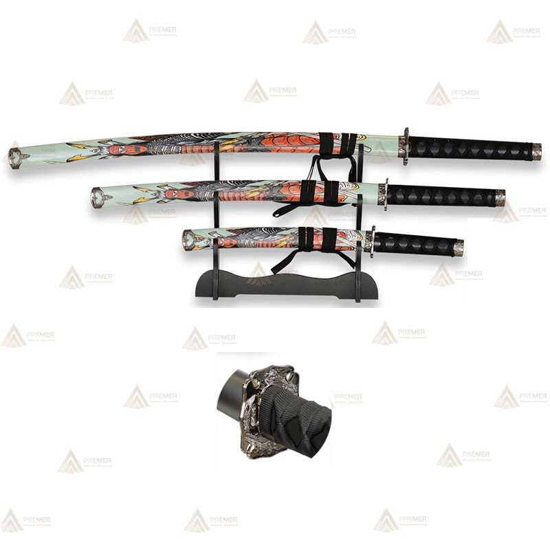 Set de 3 katanas de acero al carbono con peana