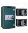 Recinto armero compuesto por 1 caja exterior de grado IV y 2 cajas interiores Grado III