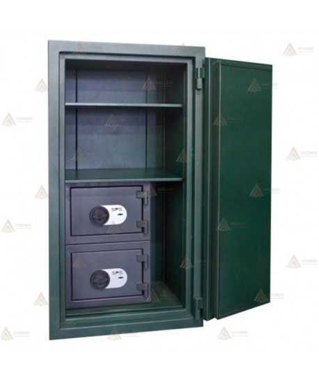 Recinto armero compuesto por 1 caja exterior de grado IV y 2 cajas interiores Grado III