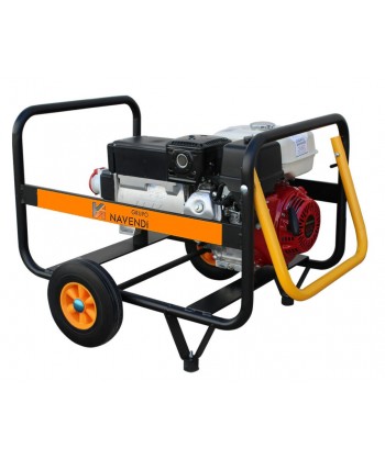 Grupo electrógeno trifásico Honda a gasolina con arranque eléctrico (5,5 KVA / 4.400W)