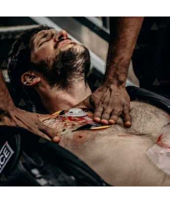 Apósitos oclusivos para heridas abiertas de tórax con válvula