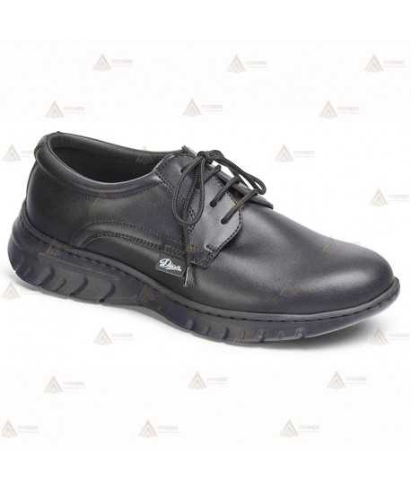 Zapato de piel con cordones para uniformidad