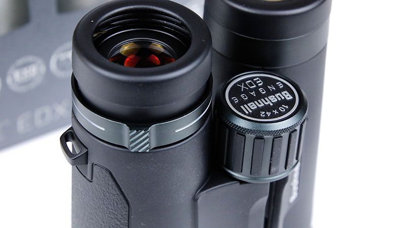 Prismáticos BUSHNELL ENGAGE X - 10x42