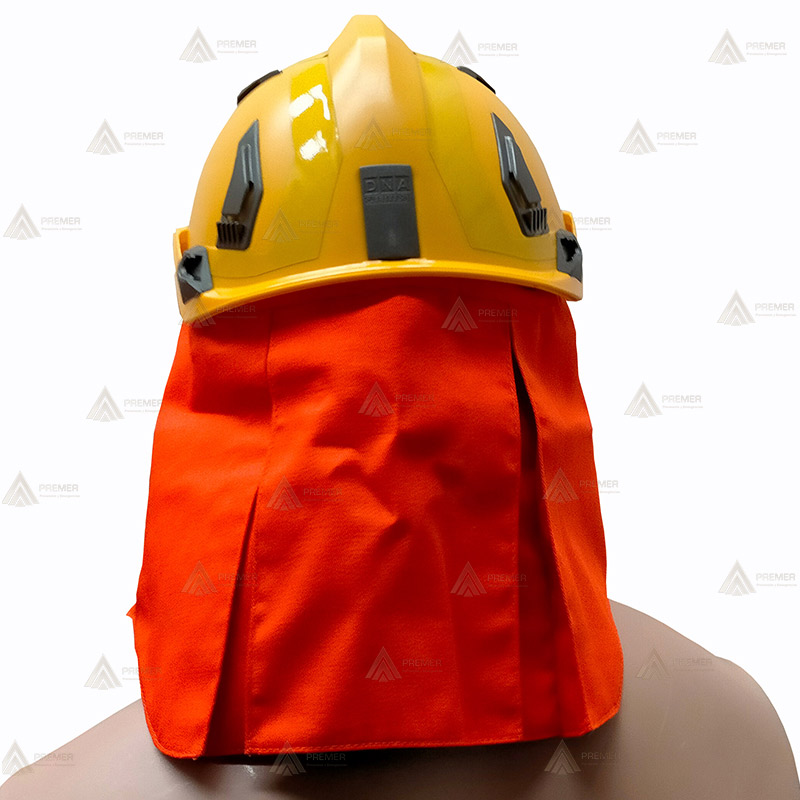 Casco homologado para bomberos forestales y rescate